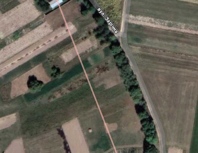 Під'їзна дорога до ділянки